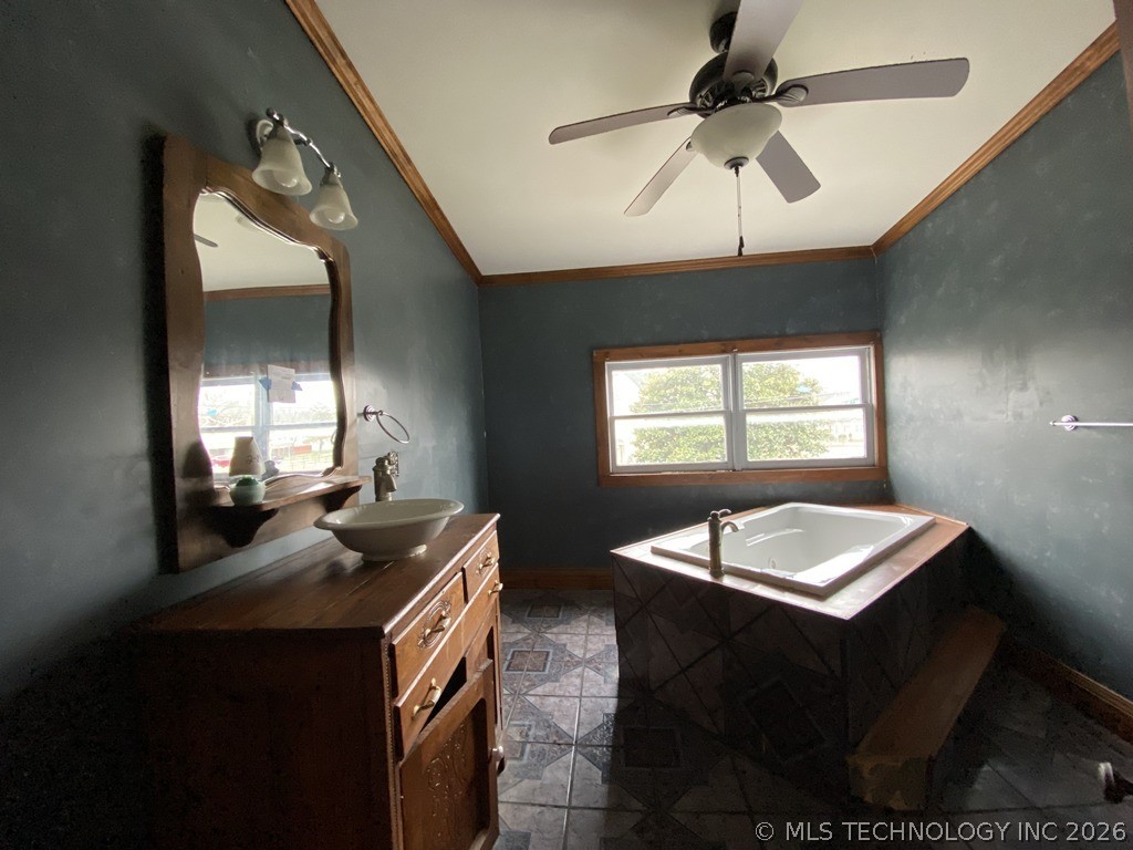 4 E Street SW Miami OK 74354