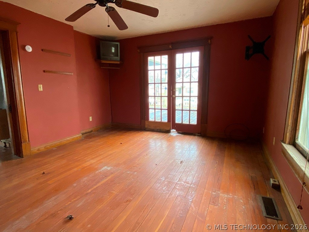 4 E Street SW Miami OK 74354