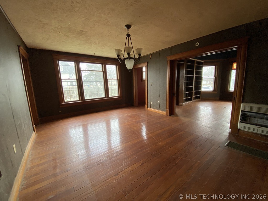 4 E Street SW Miami OK 74354
