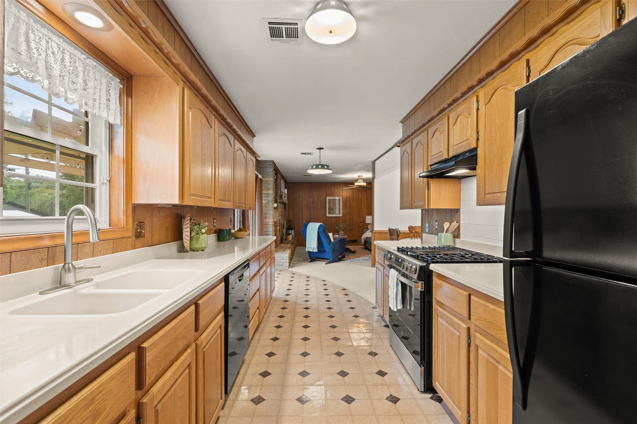 1250 Macklyn Lane Bartlesville OK 74006