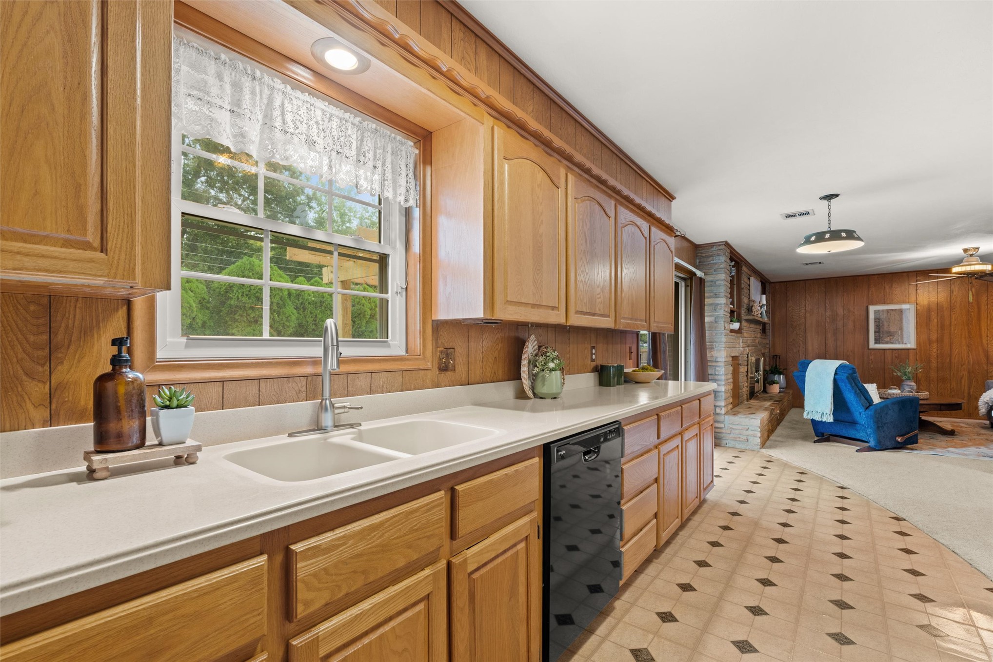 1250 Macklyn Lane Bartlesville OK 74006