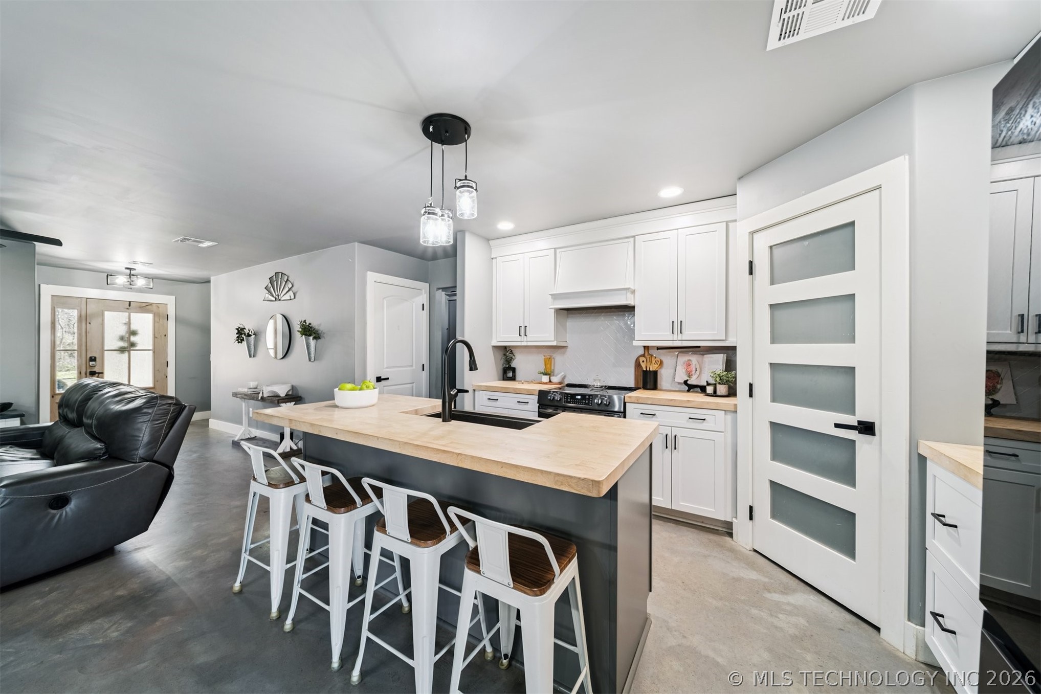 20870 S 4250 Road Claremore OK 74019