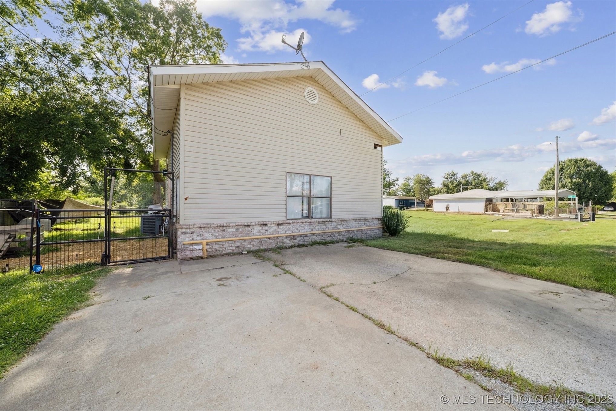 34 N Spruce Street Kellyville OK 74039