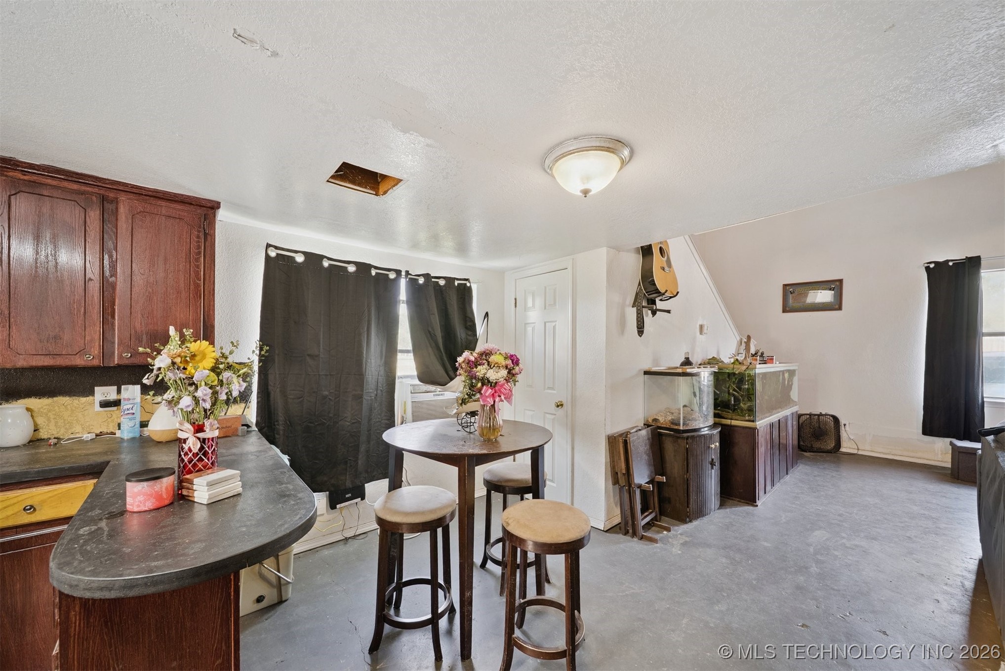34 N Spruce Street Kellyville OK 74039