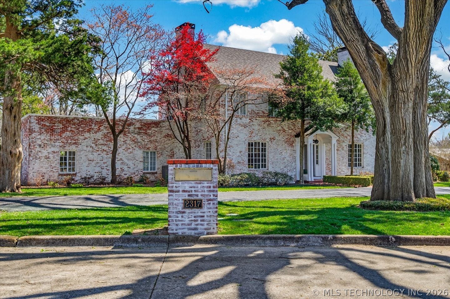 2317 London Lane Bartlesville OK 74006