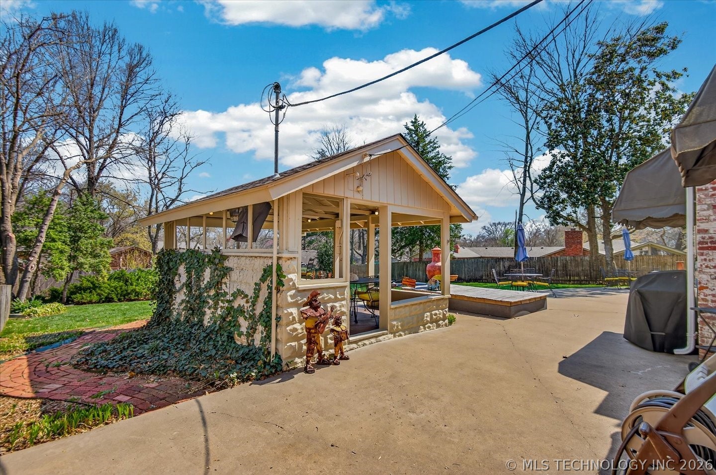 2317 London Lane Bartlesville OK 74006