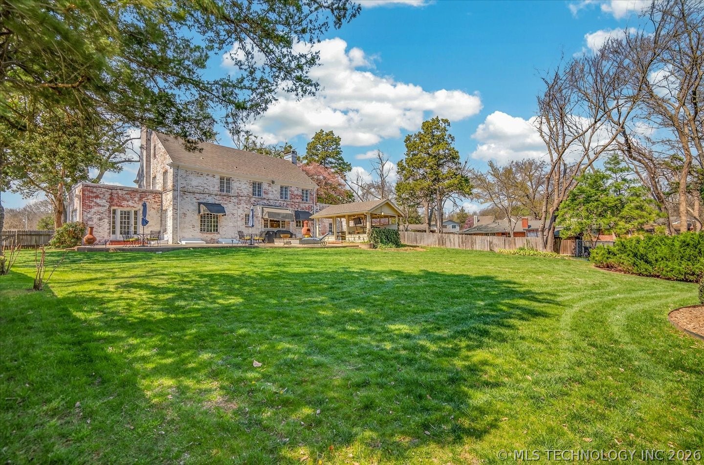 2317 London Lane Bartlesville OK 74006