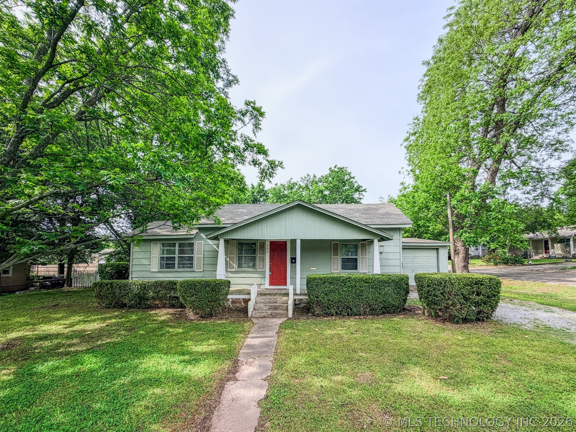 325 W Chickasaw Street Tahlequah OK 74464