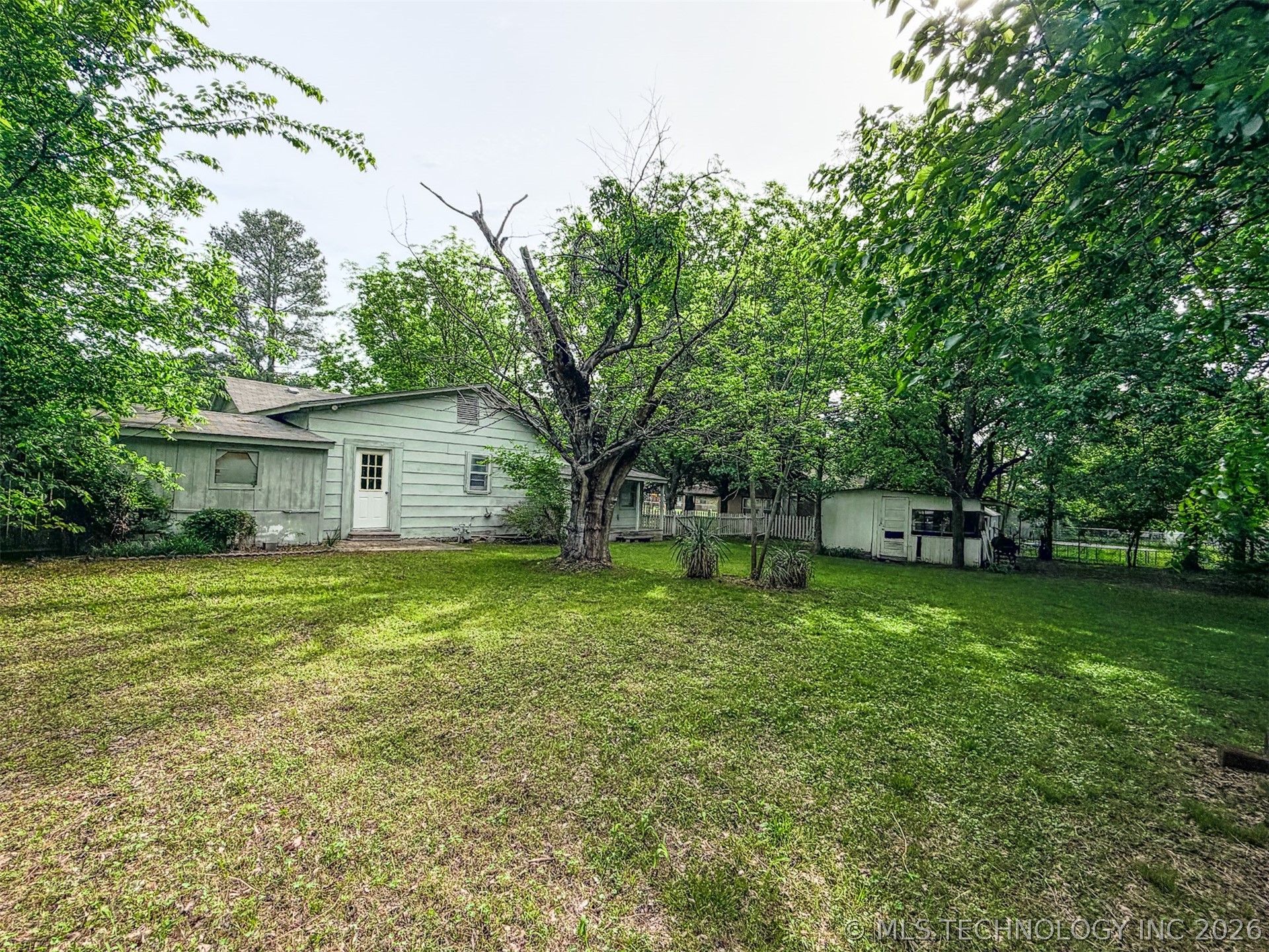 325 W Chickasaw Street Tahlequah OK 74464