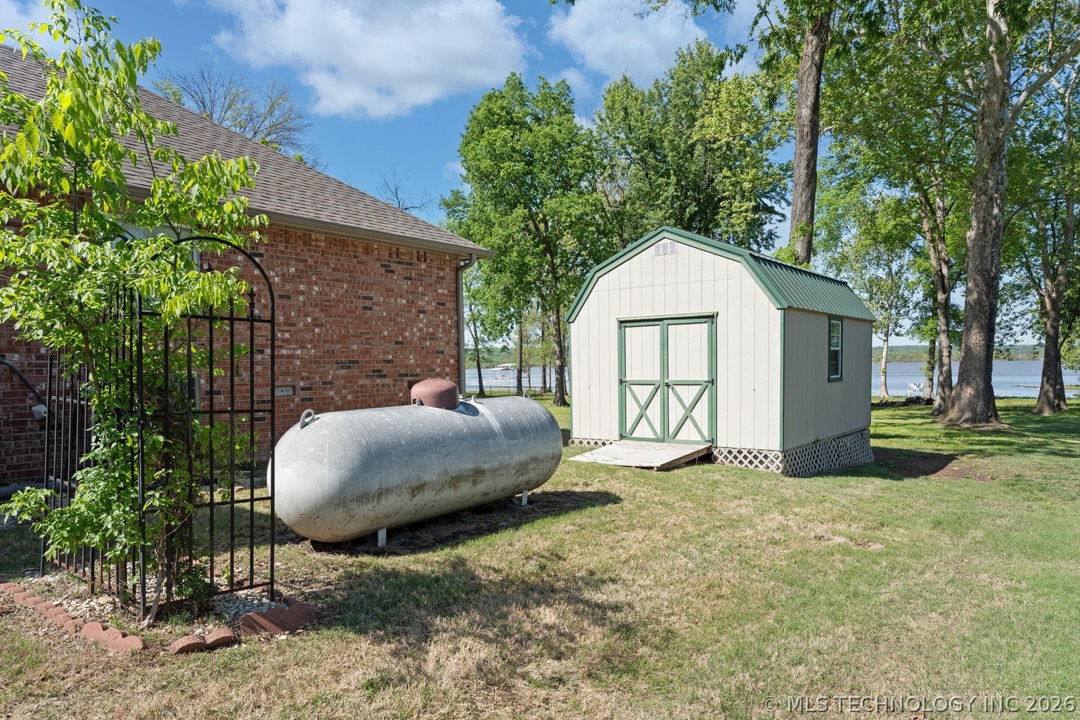 27204 S 125th Highway Afton OK 74331