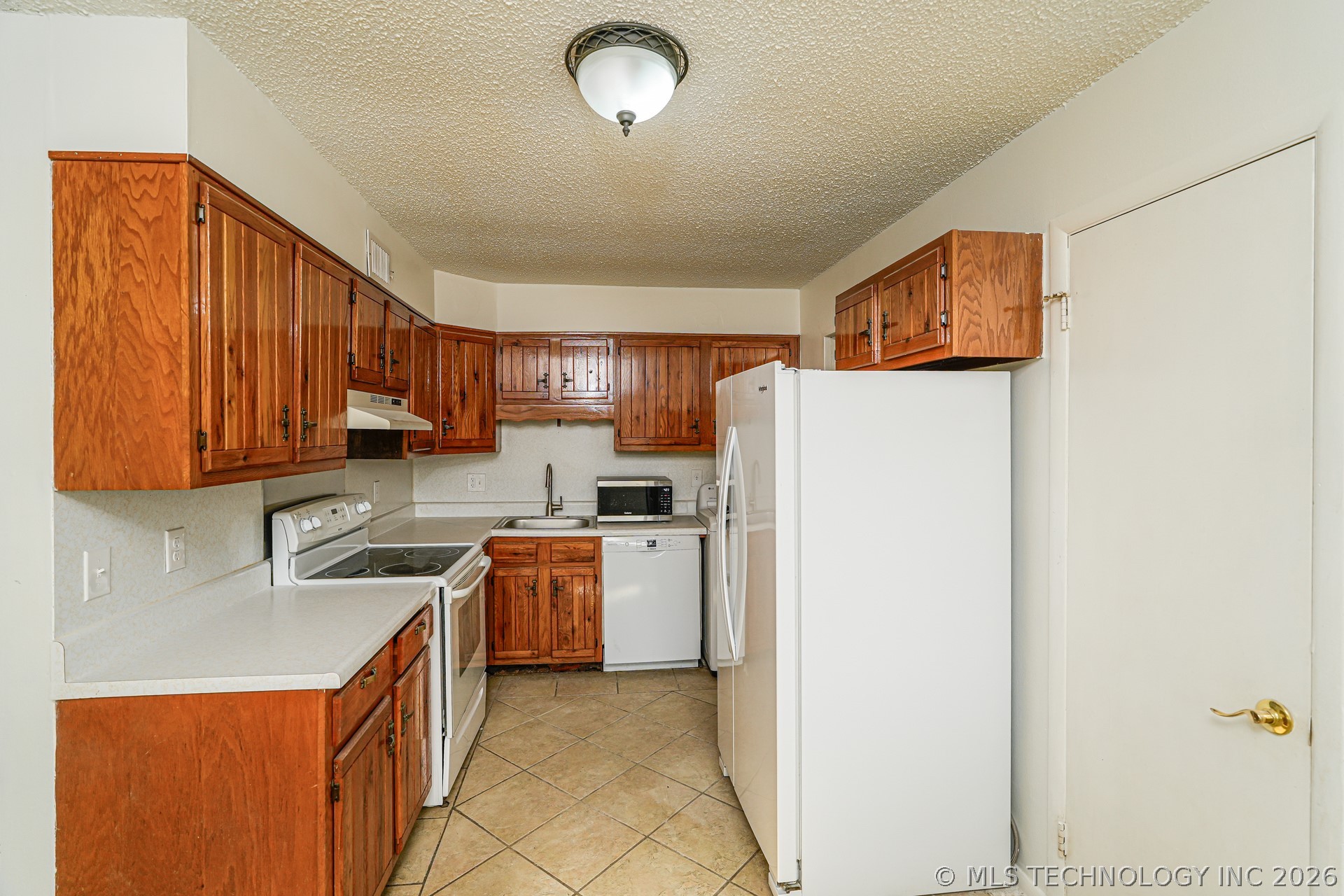 44 S 200th East Avenue Tulsa OK 74108