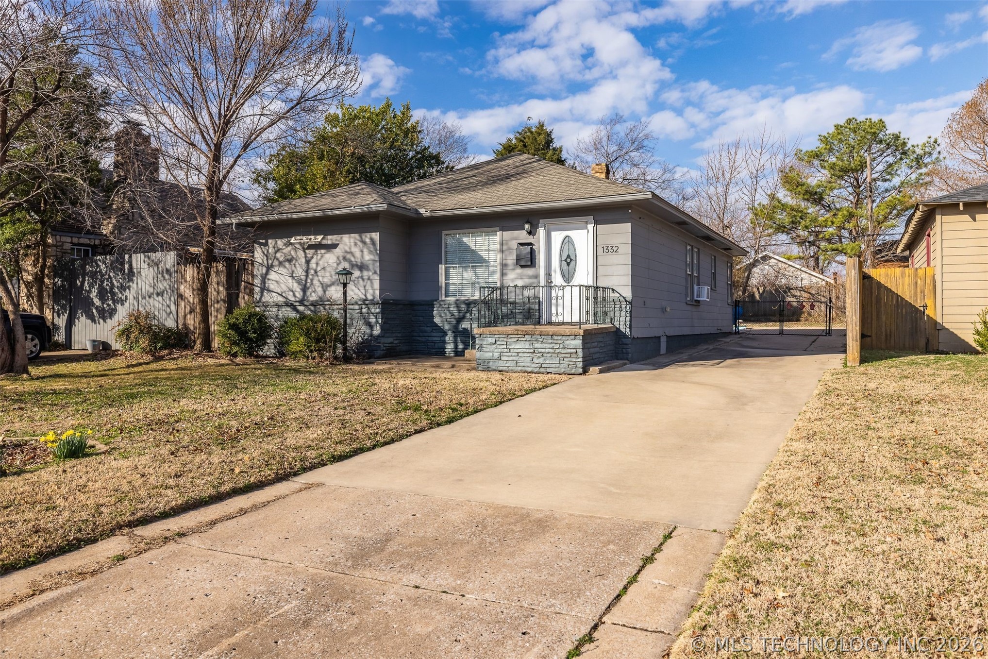 1332 S Knoxville Avenue Tulsa OK 74112