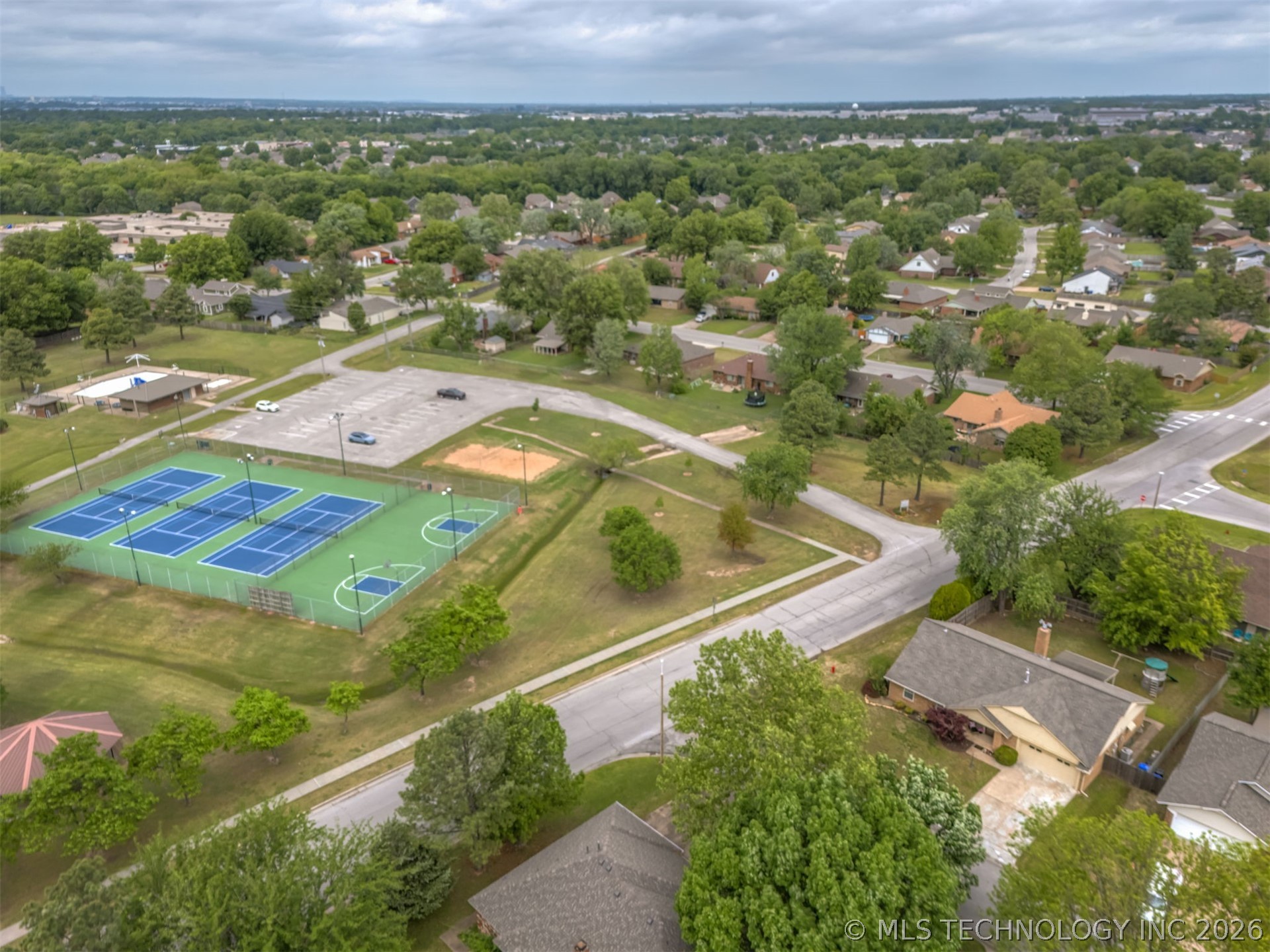 2620 W Broadway Street Broken Arrow OK 74012