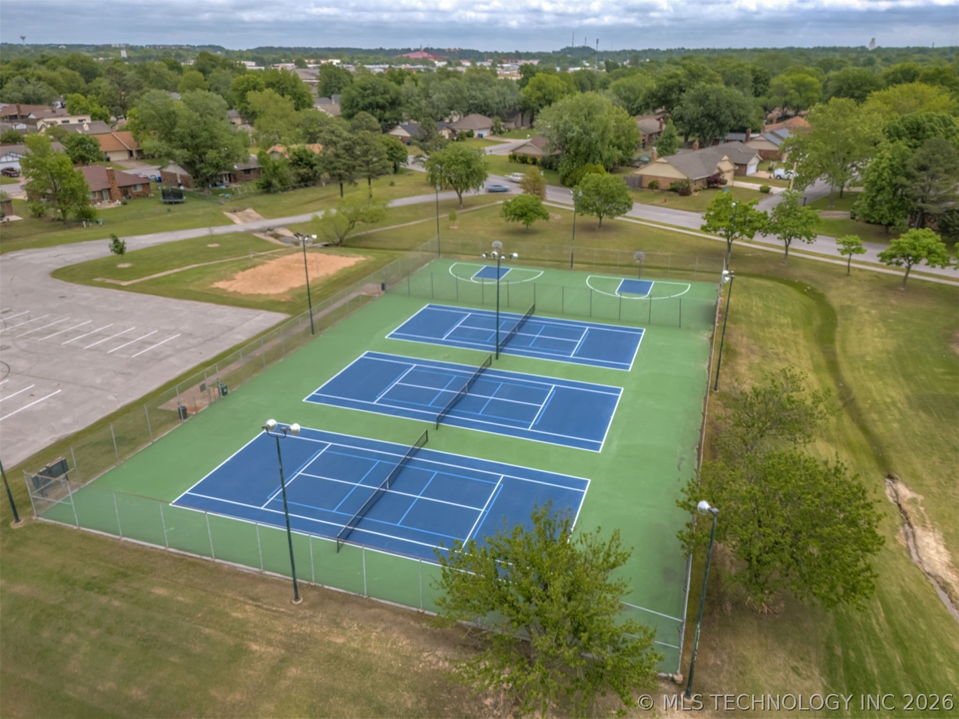 2620 W Broadway Street Broken Arrow OK 74012