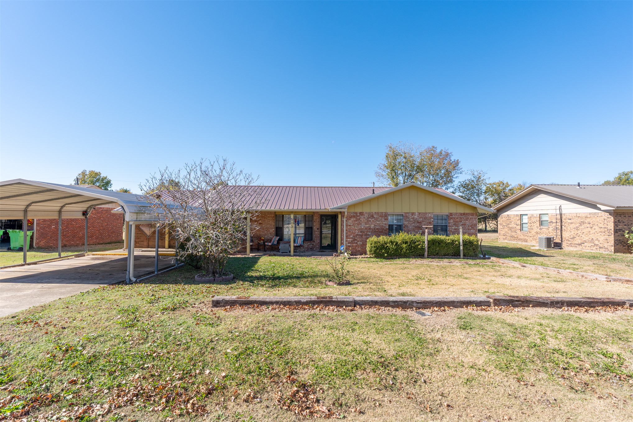 503 S 9 Street Okemah OK 74859