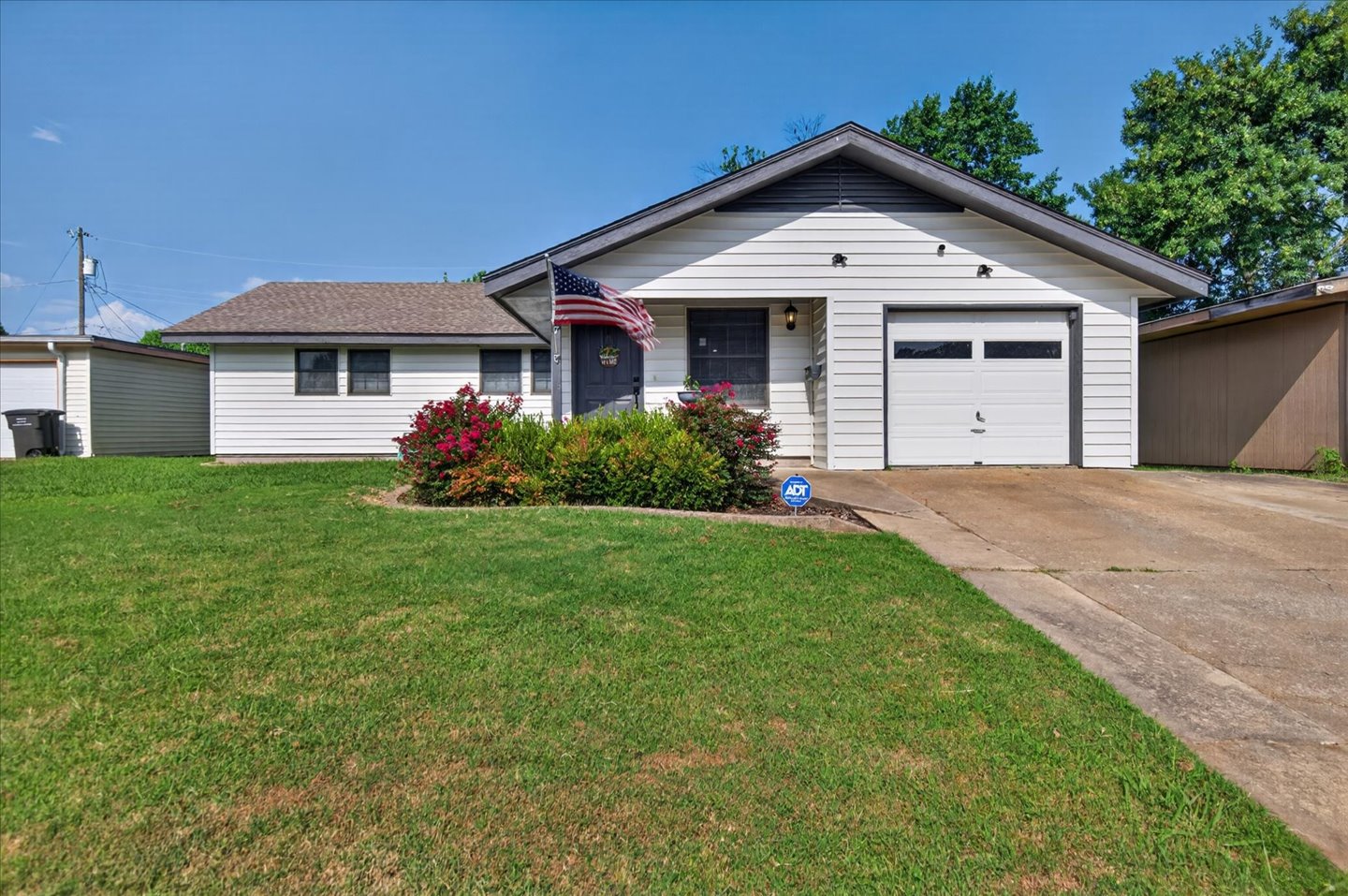 107 Mockingbird Bartlesville OK 74003