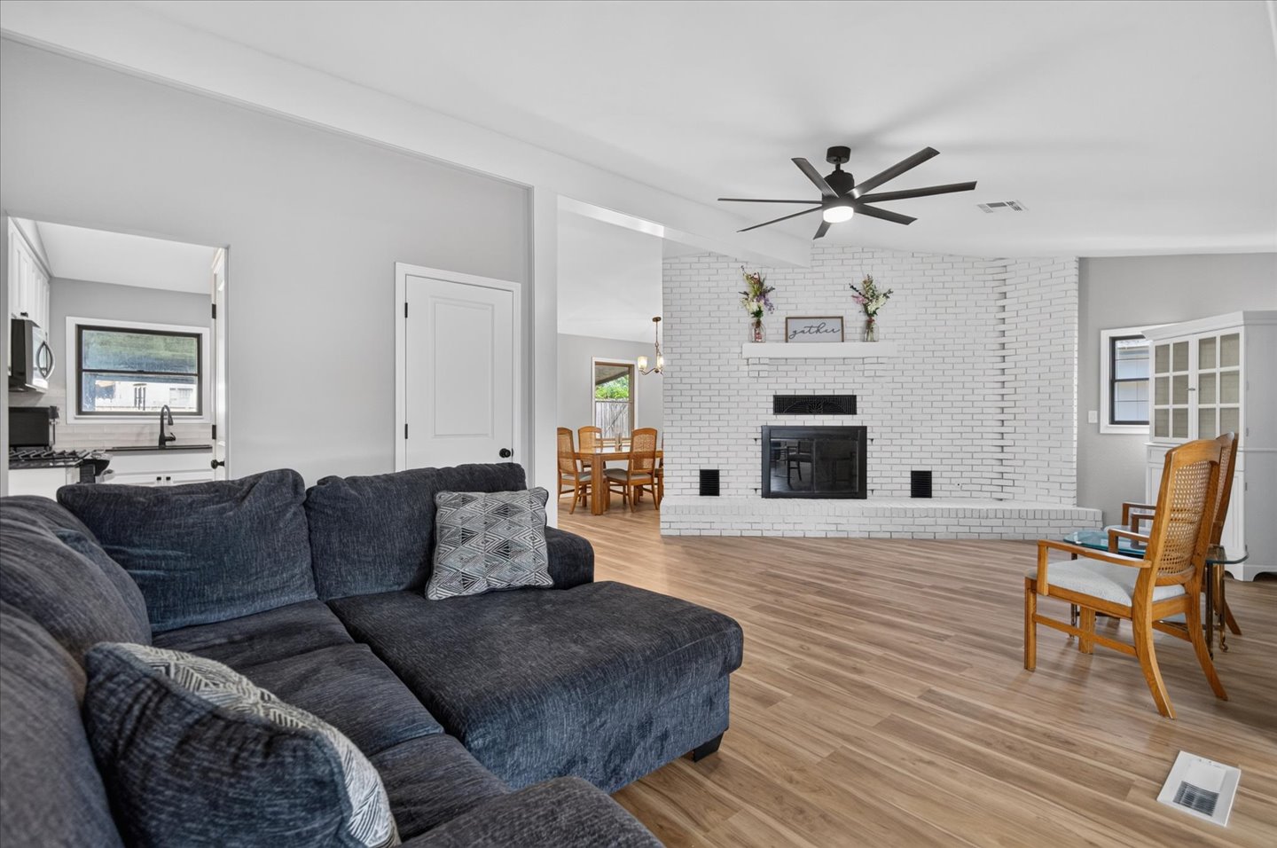 107 Mockingbird Bartlesville OK 74003