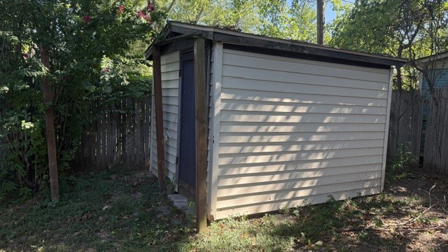 527 S 44th Westavenue Tulsa OK 74127