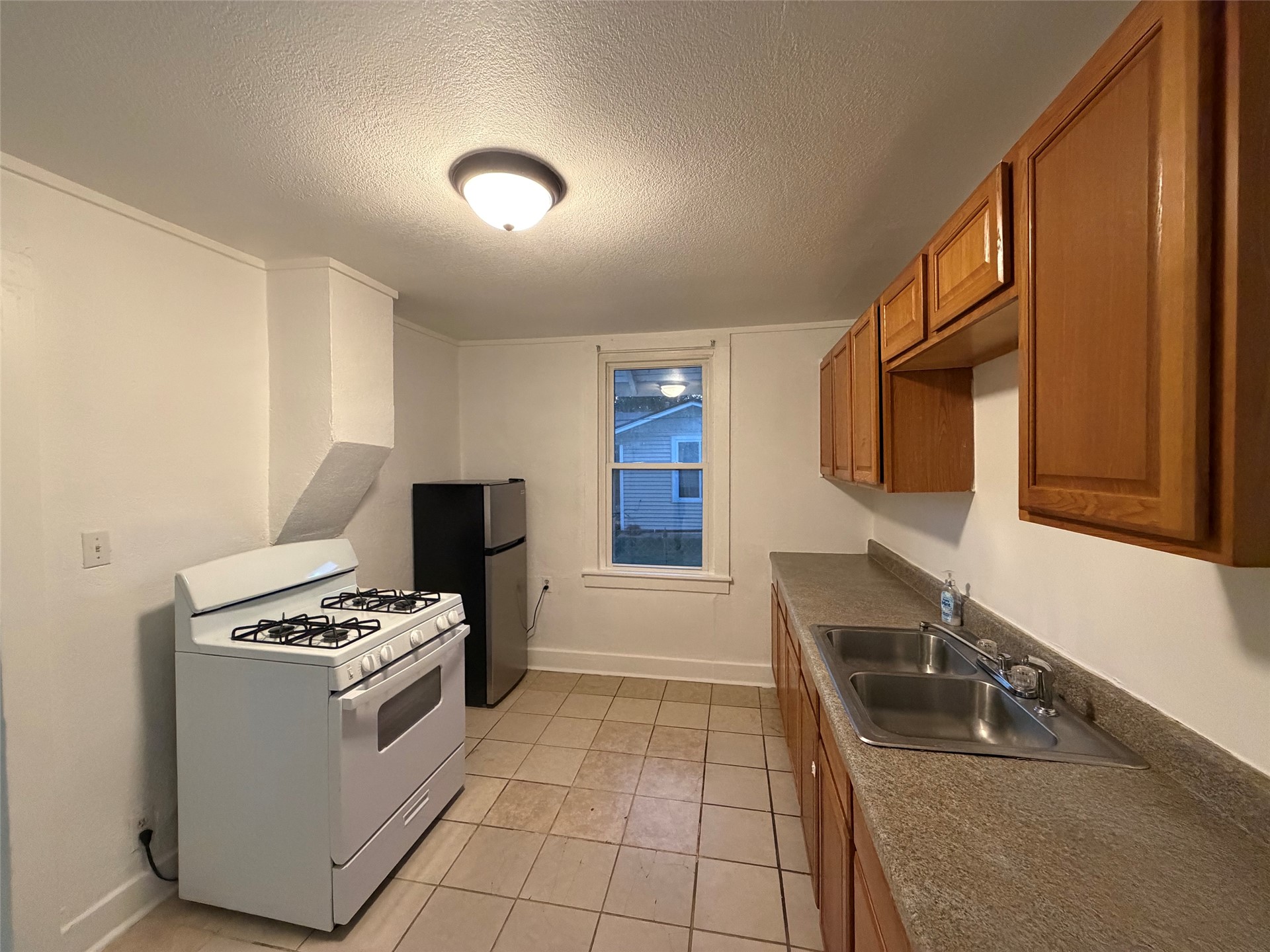 1903 W Easton Court Tulsa OK 74127