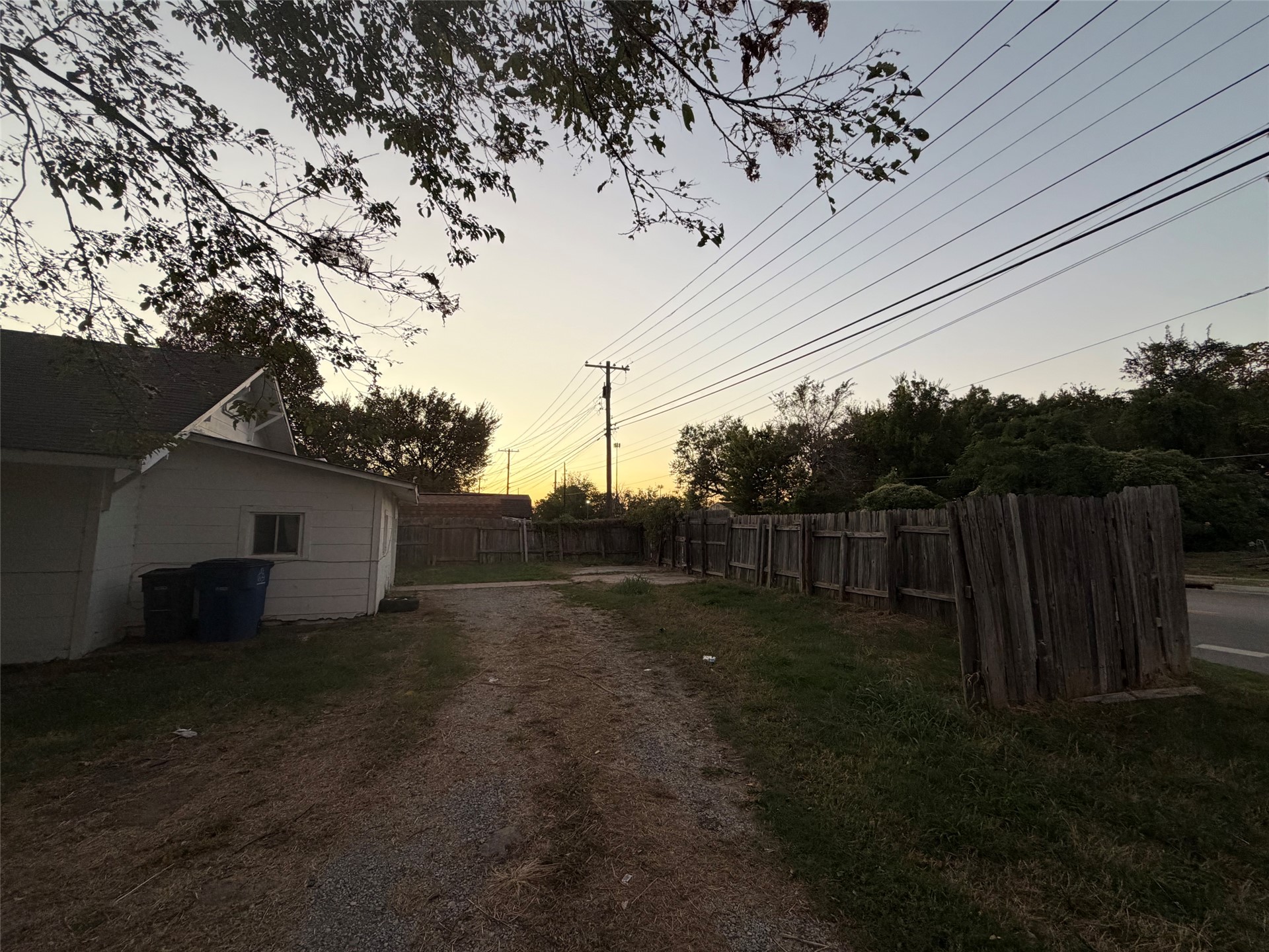 1903 W Easton Court Tulsa OK 74127