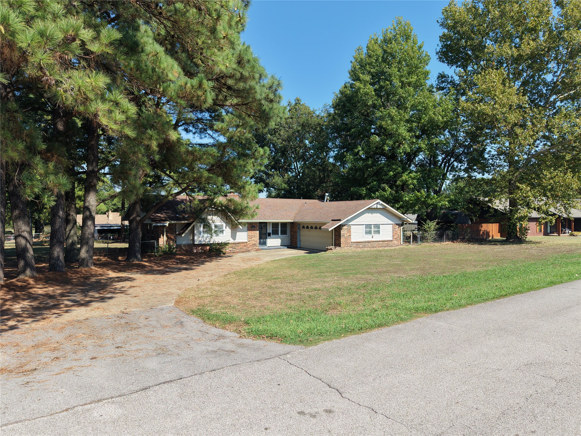1202 SW 20th Street Wagoner OK 74467