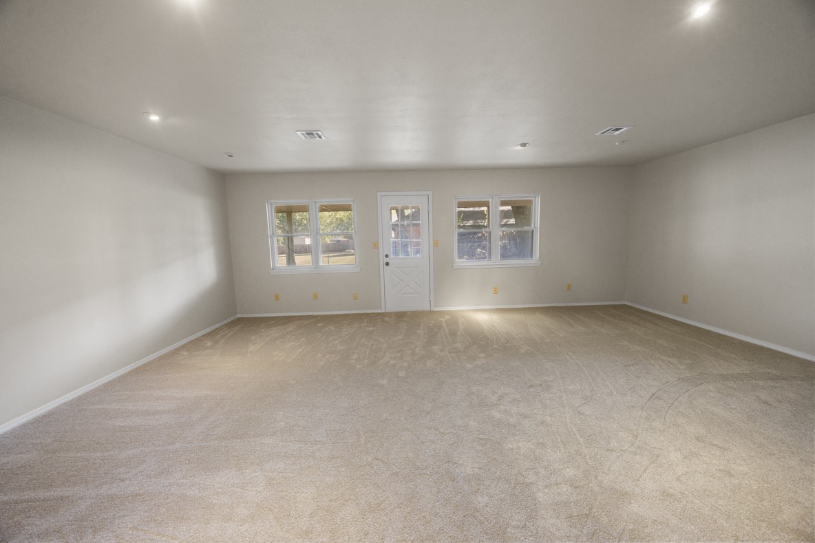 1202 SW 20th Street Wagoner OK 74467