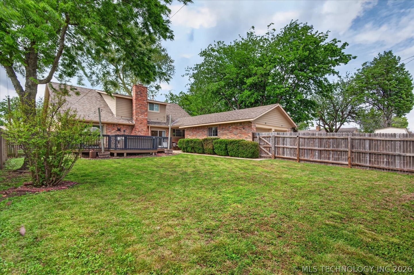 1242 May Lane Bartlesville OK 74006