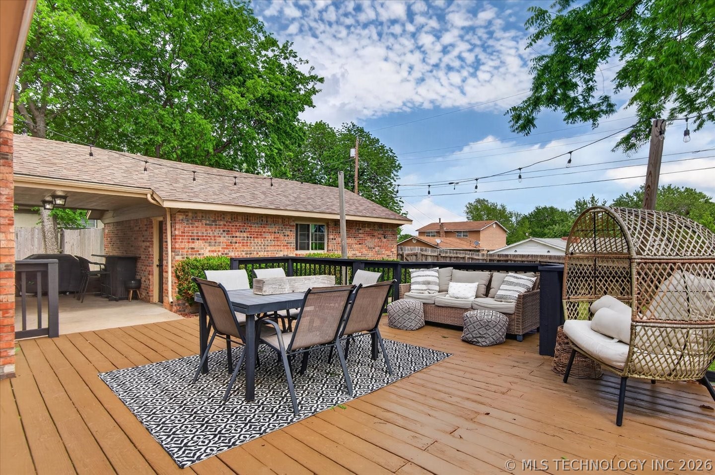 1242 May Lane Bartlesville OK 74006