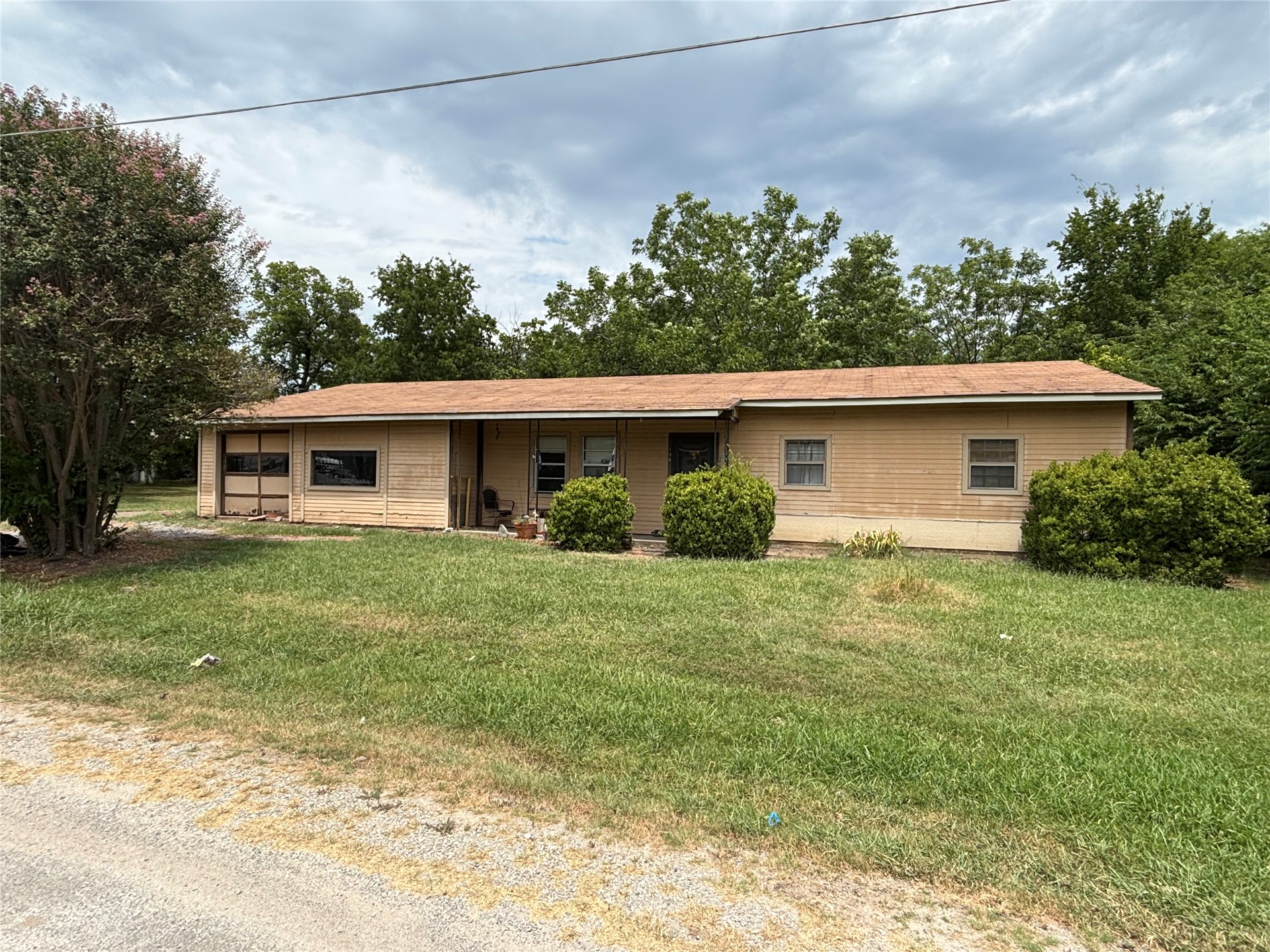 106 Russell Road Caddo OK 74729