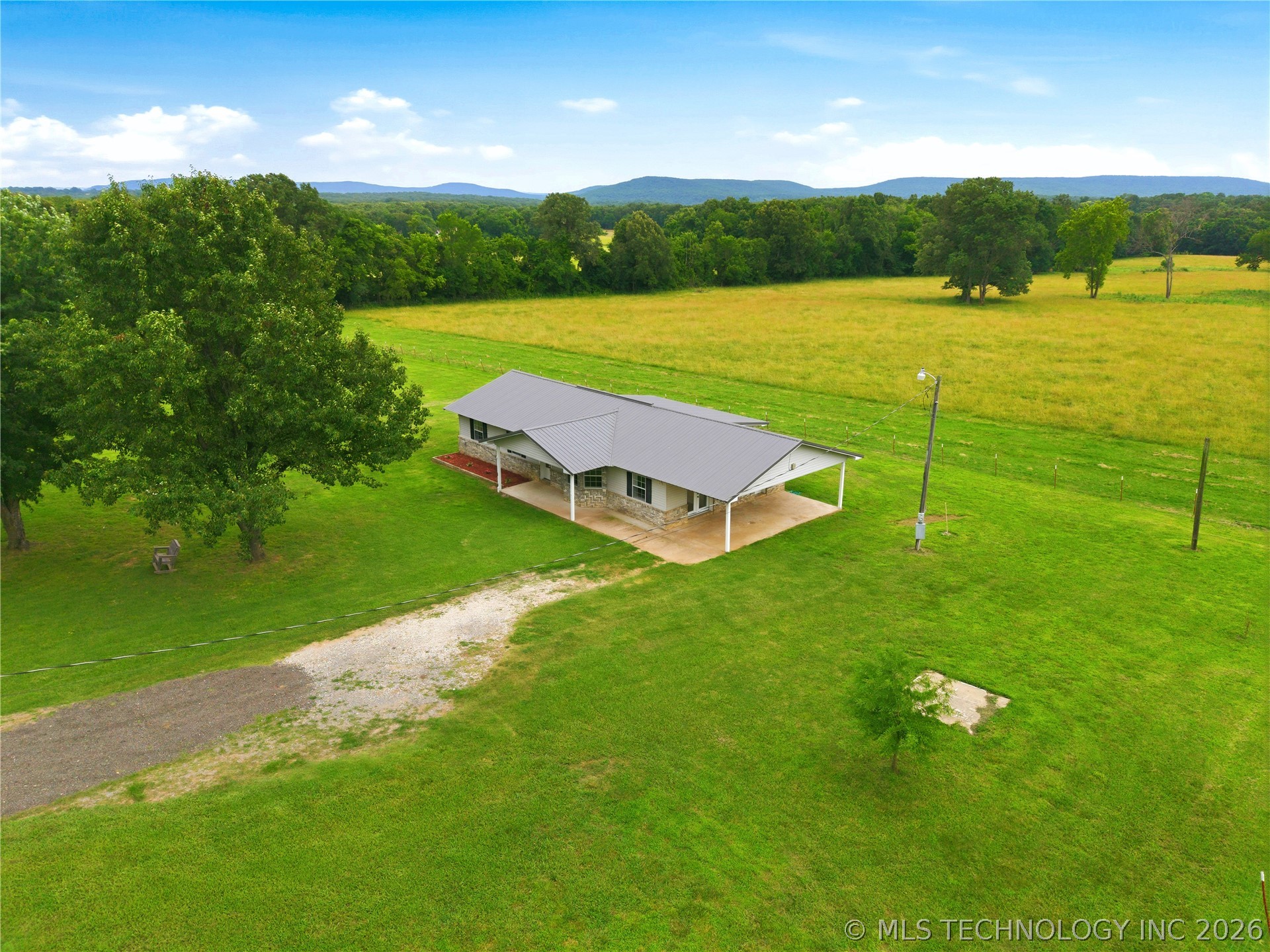 465602 E 850 Road Stilwell OK 74960