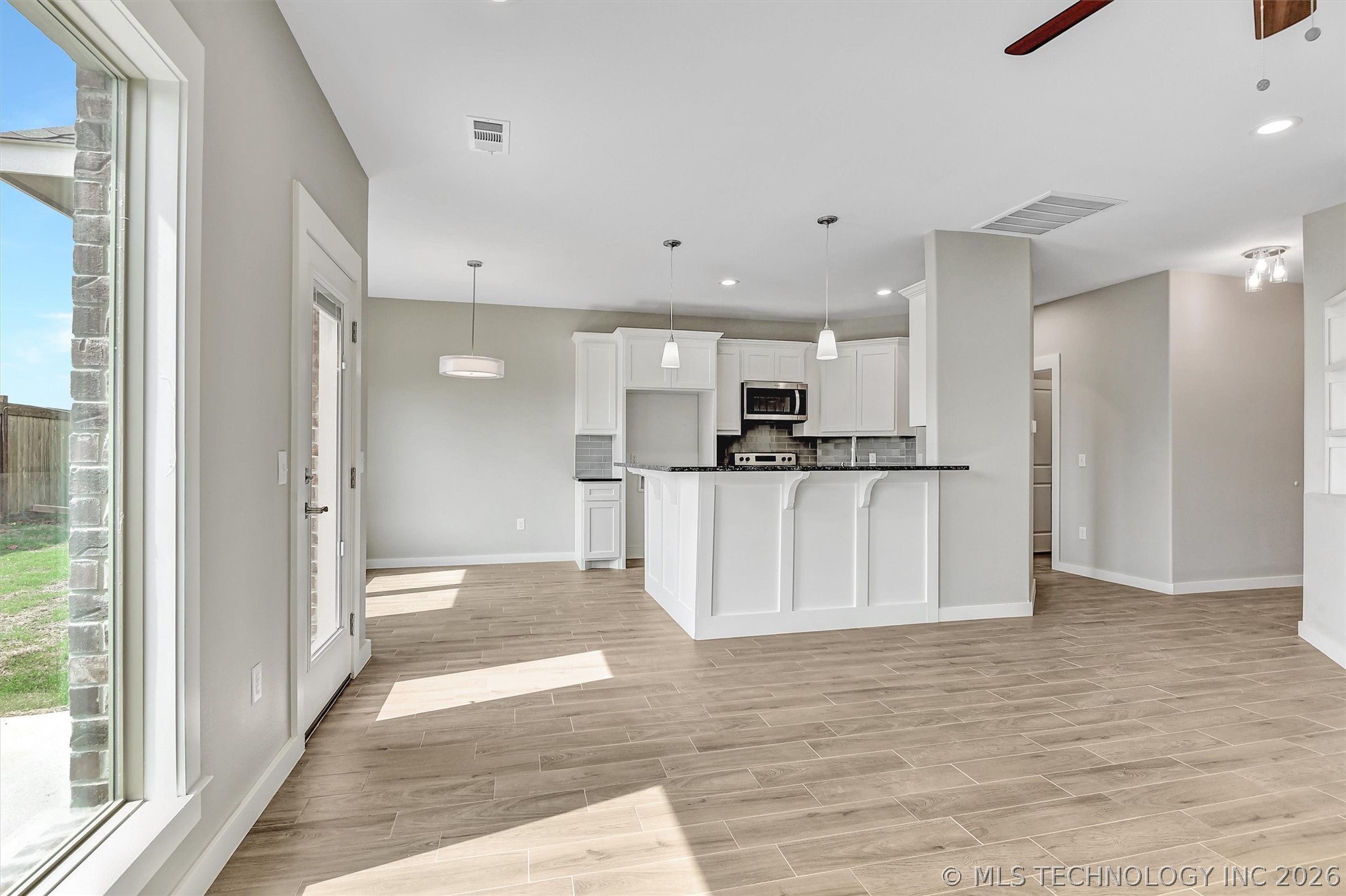 1181 Wild Indigo Circle Calera OK 74730