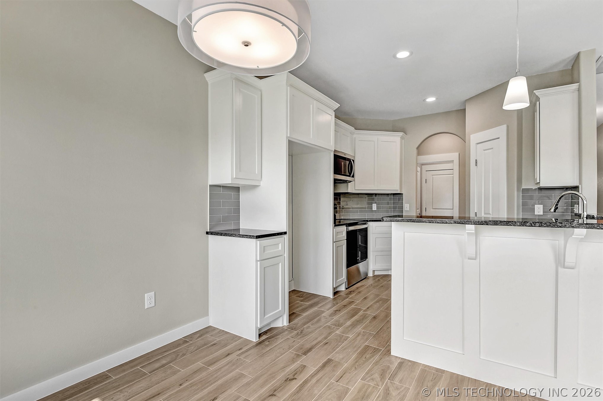 1181 Wild Indigo Circle Calera OK 74730