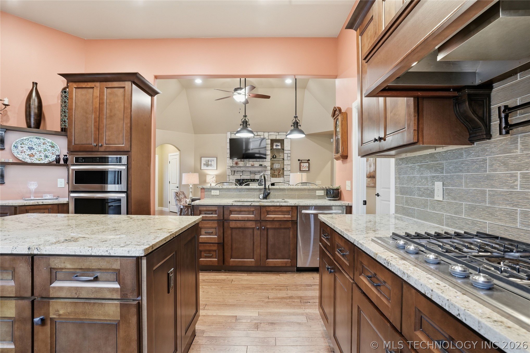 647 E Huntsville Place Broken Arrow OK 74011