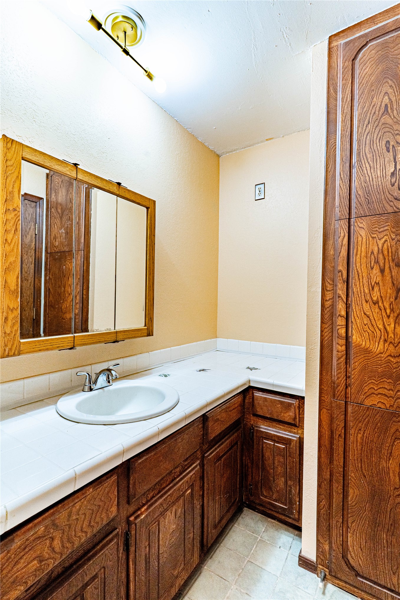 45173 W 171st Street S Bristow OK 74010