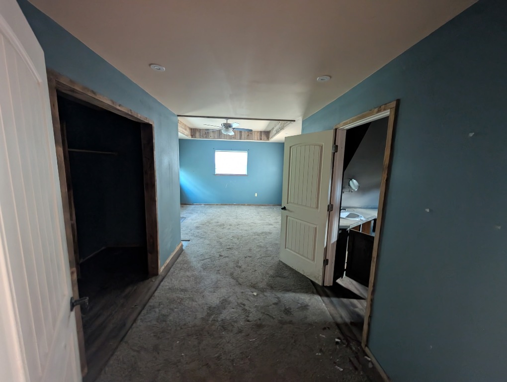 25654 Turkey Pen Hollow Road Henryetta OK 74437