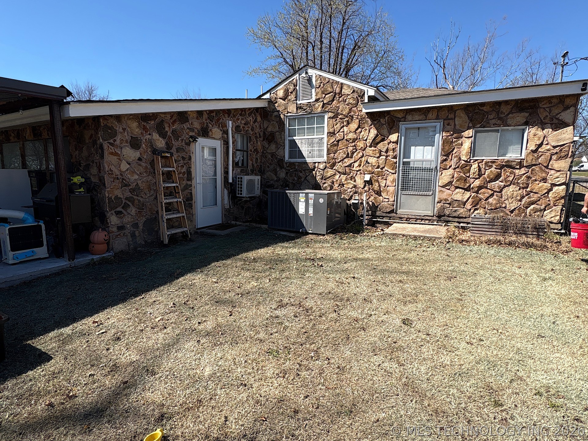 802 S Howerton Avenue Cushing OK 74023