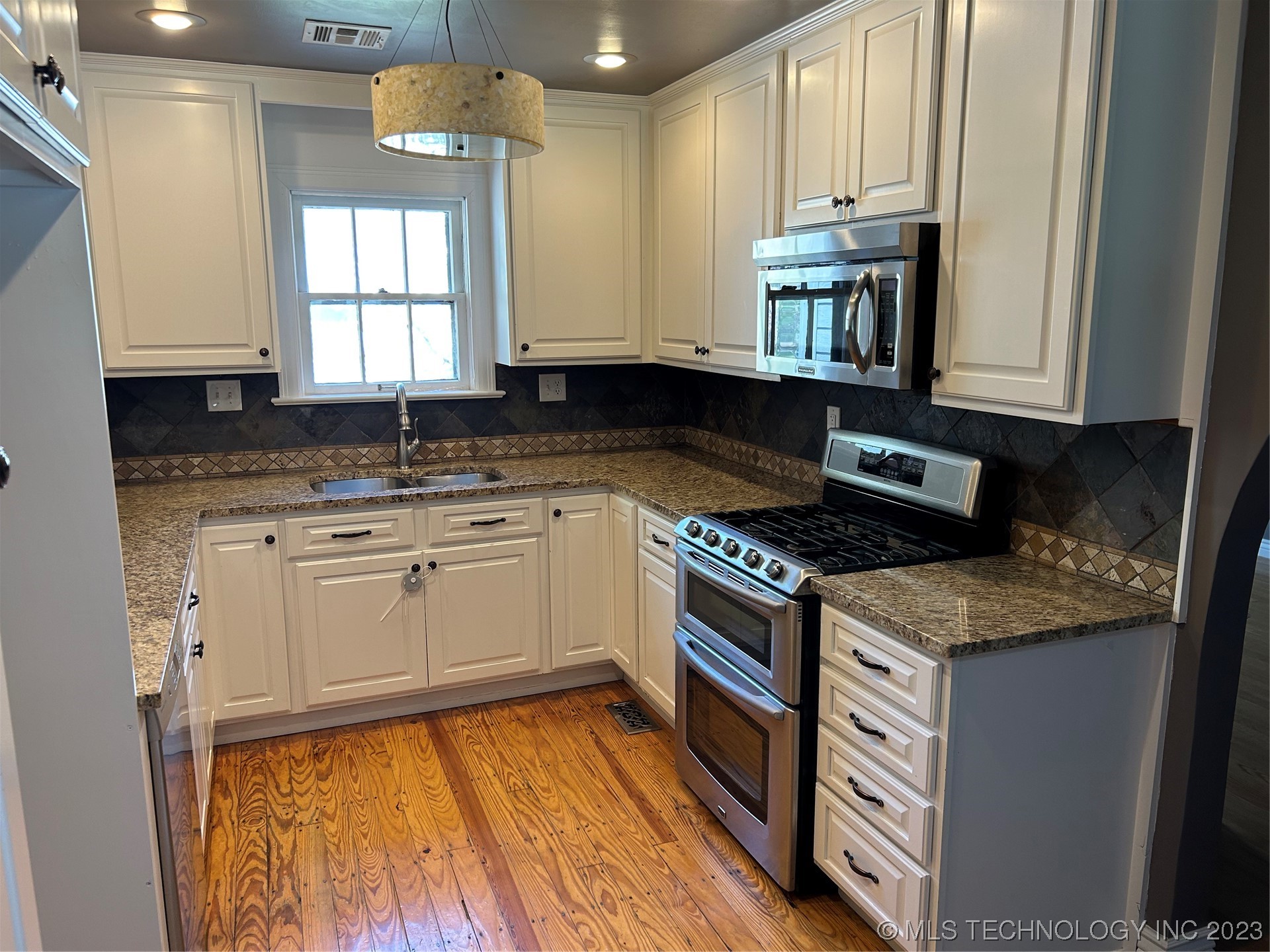 3026 S Boston Place Tulsa OK 74114