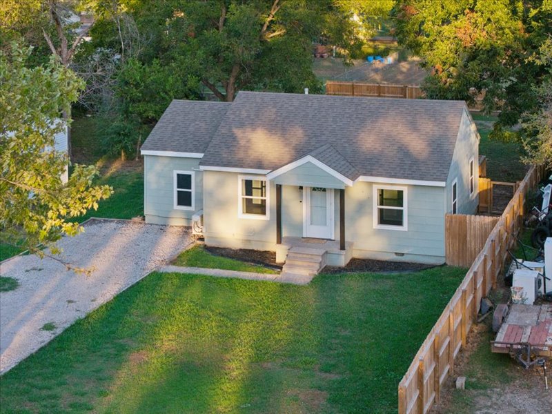 1112 Pettit Avenue Hominy OK 74035