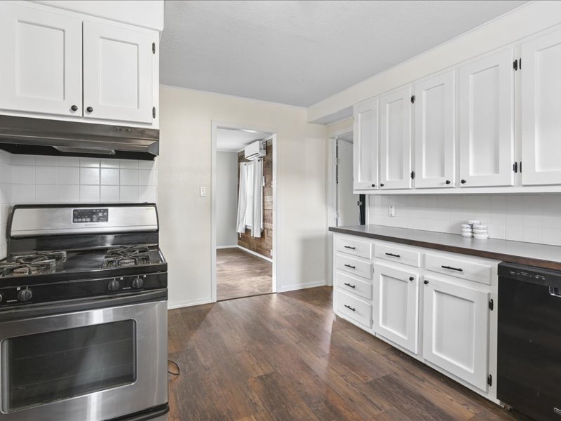 1112 Pettit Avenue Hominy OK 74035