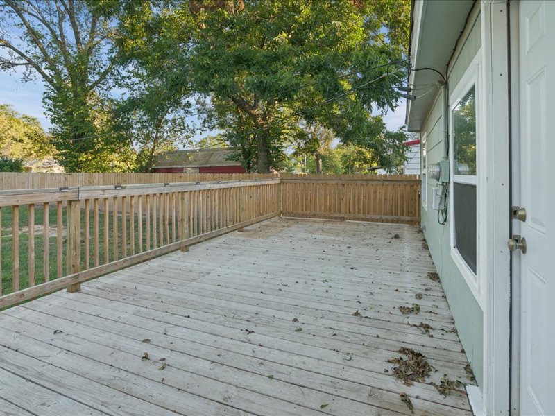 1112 Pettit Avenue Hominy OK 74035