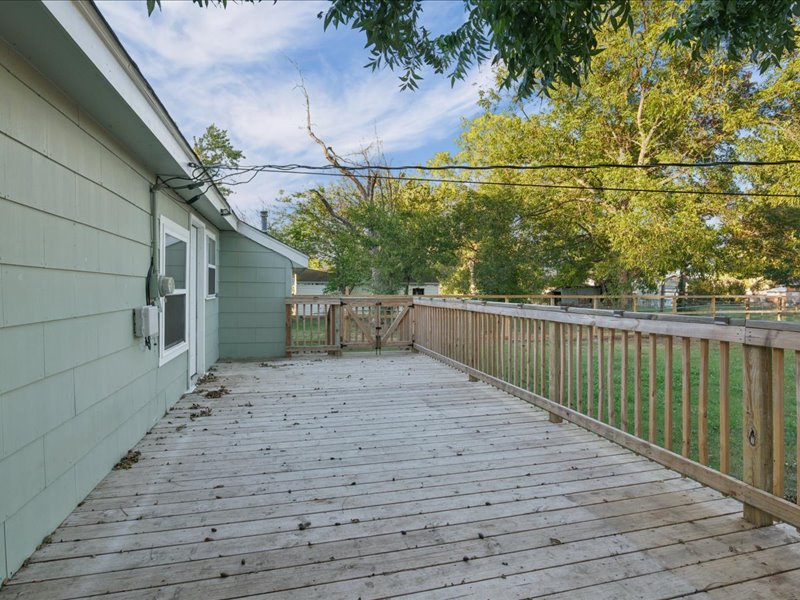 1112 Pettit Avenue Hominy OK 74035