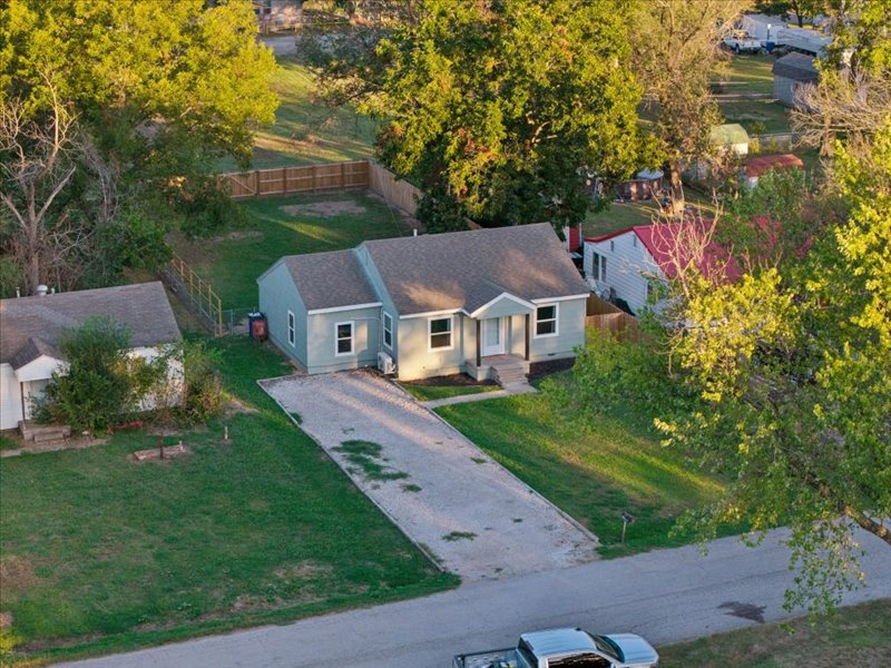 1112 Pettit Avenue Hominy OK 74035