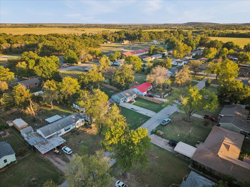 1112 Pettit Avenue Hominy OK 74035