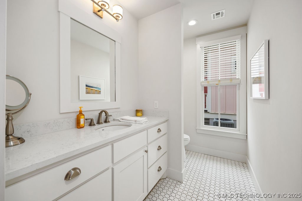 43 Center Lane S Carlton Landing OK 74432