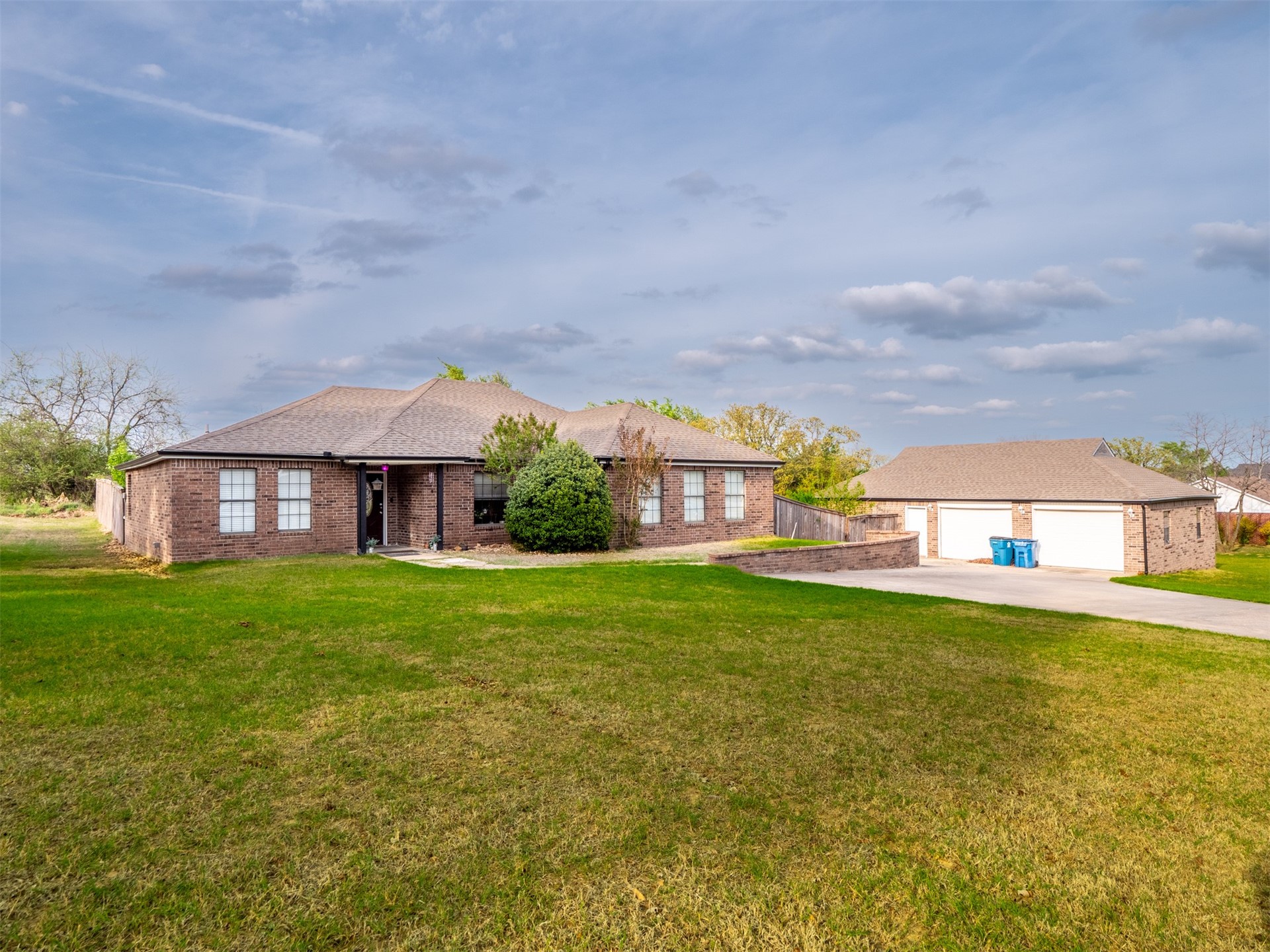 909 Fireside Estate Mcalester OK 74501