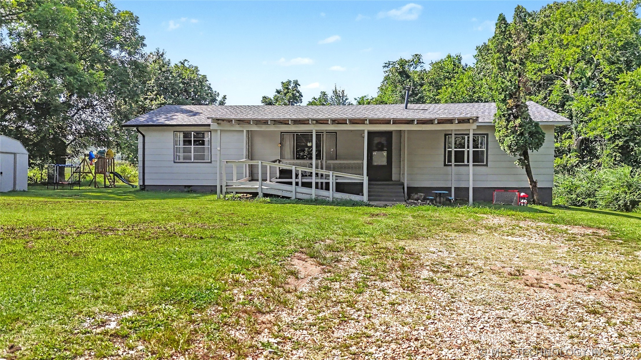 21195 E 760 Road Tahlequah OK 74464