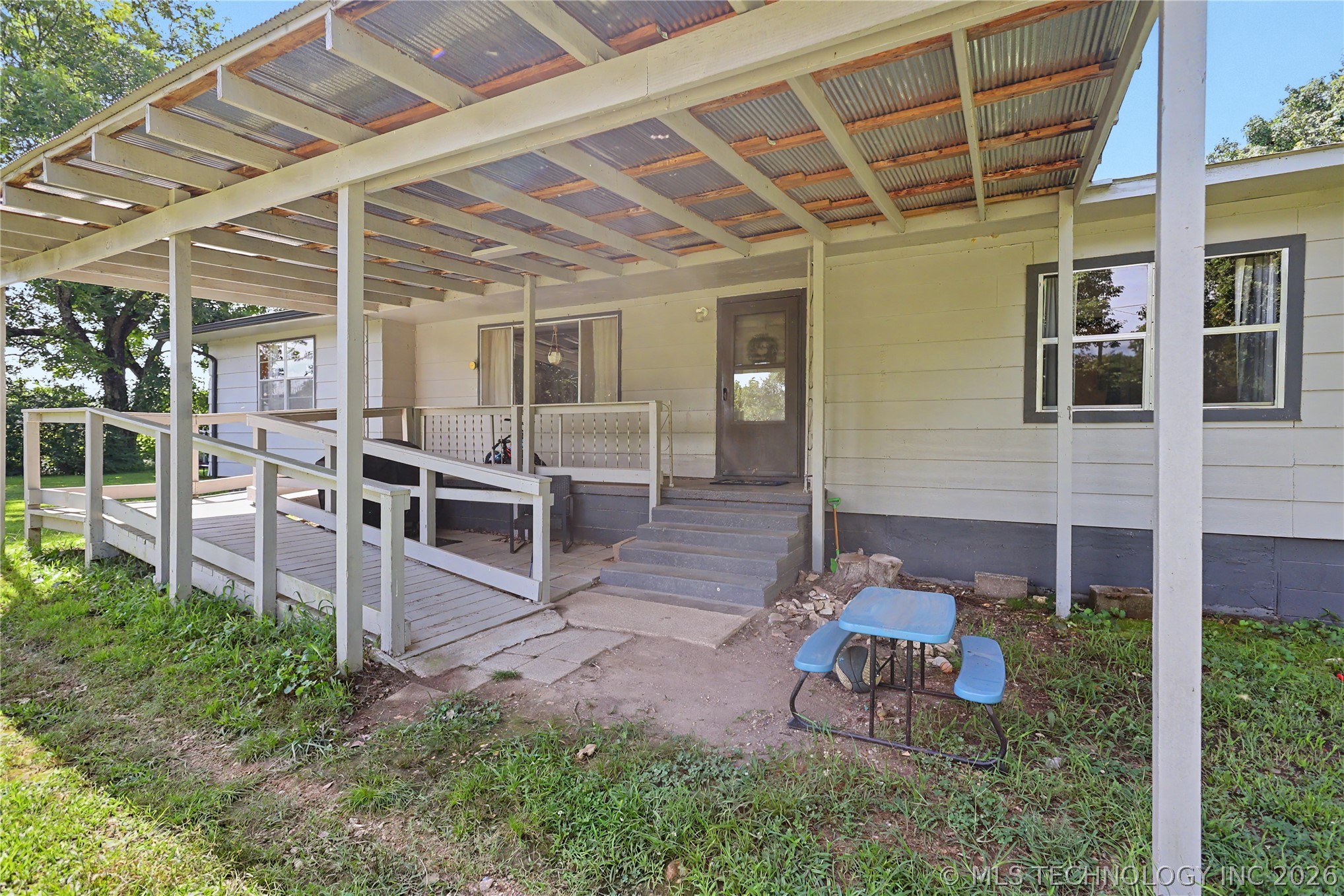 21195 E 760 Road Tahlequah OK 74464