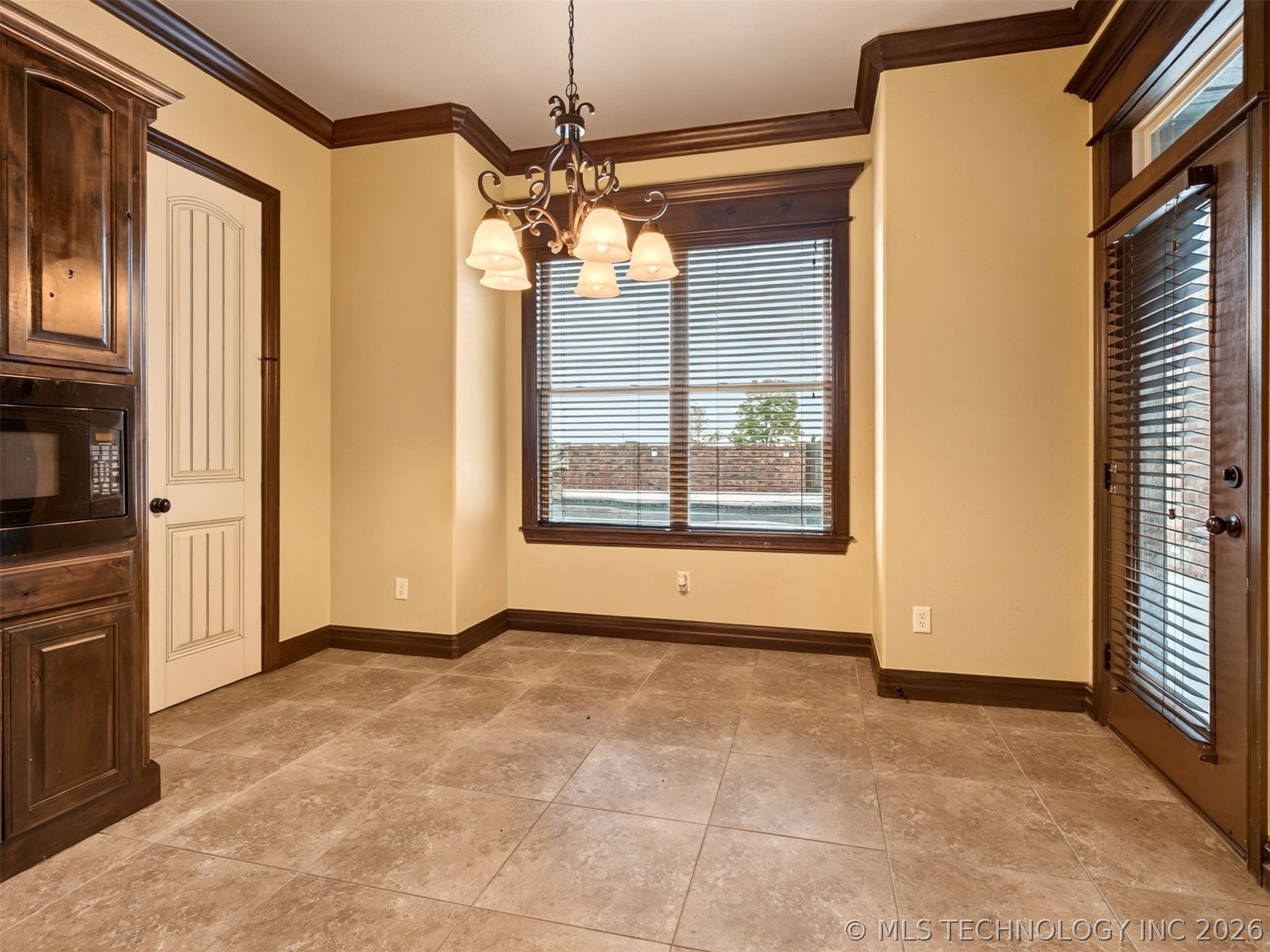 18961 Chickadee Court Owasso OK 74055