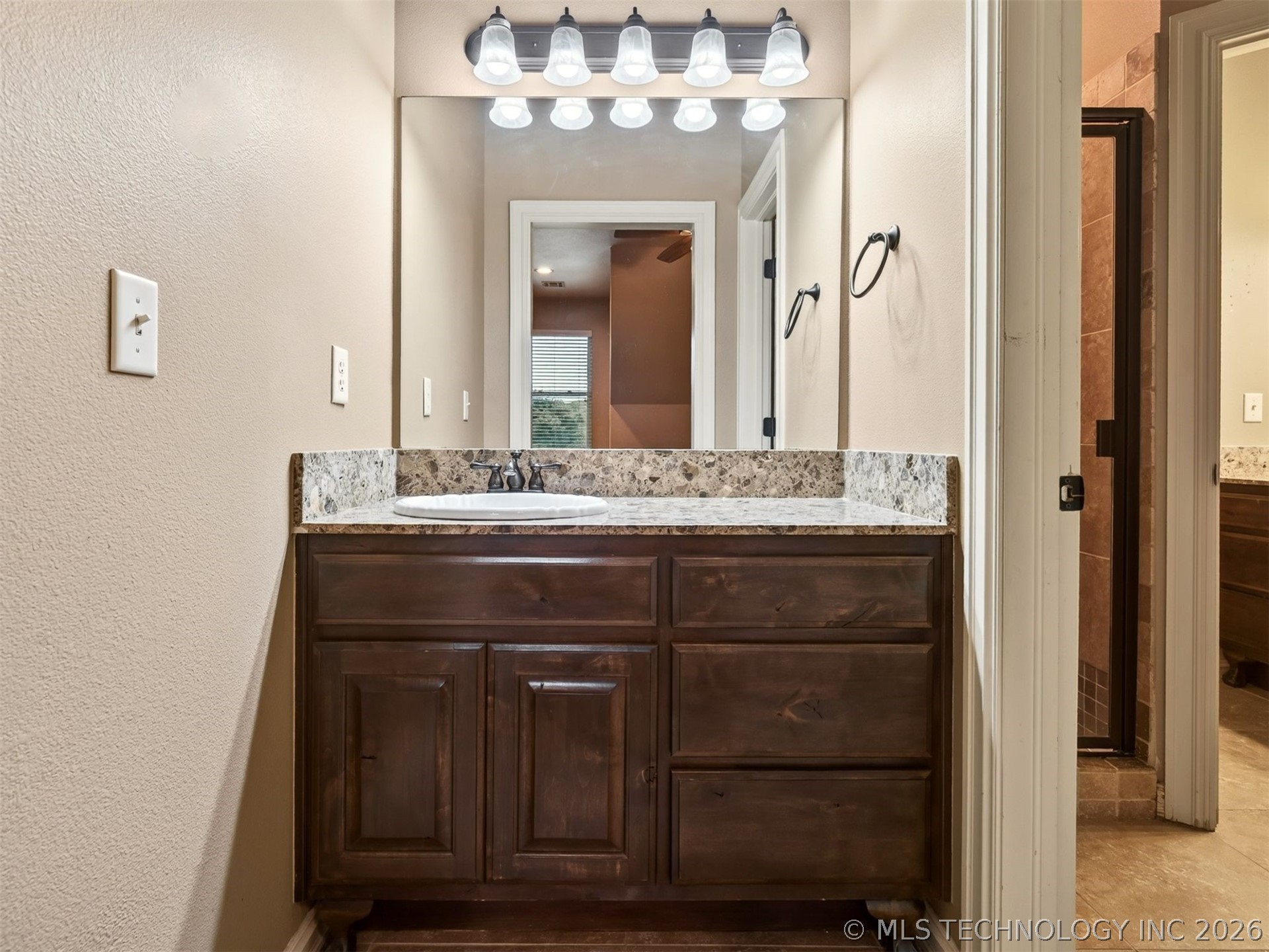 18961 Chickadee Court Owasso OK 74055