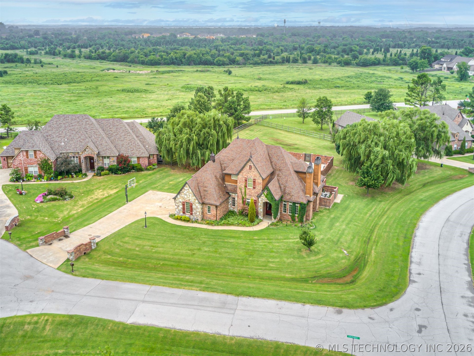 18961 Chickadee Court Owasso OK 74055